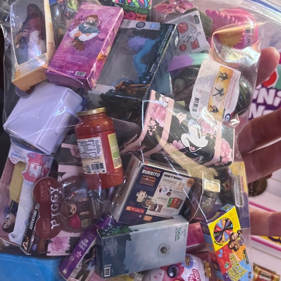 Whole lot of mini brand stuff - Picture 13 of 13